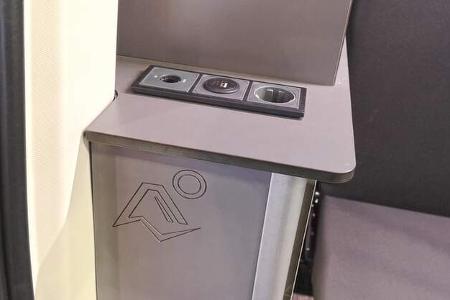 USB-Anschluss, Steckdose Campervan, Panama, Panama Logo