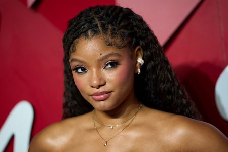 Portrait von Halle Bailey