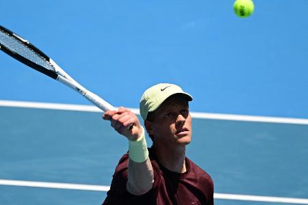 Sinner siegt und erhält Support von Becker im Dopingfall