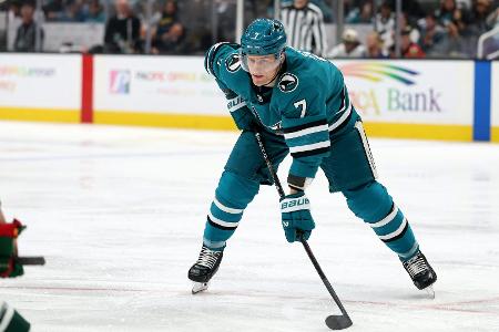 NHL: Sturm gewinnt deutsches Duell mit Seider