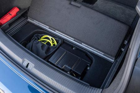 VW ID.7, Ladekabel im kofferraum