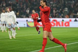 Sané hat Spaß mit "komischen Vögeln" Müller und Musiala