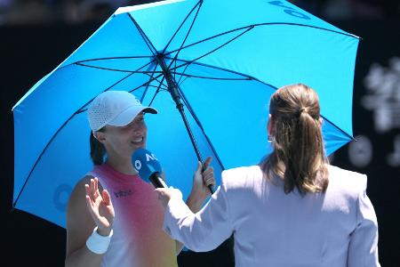 Swiatek braucht nur eine Stunde - jetzt gegen Raducanu