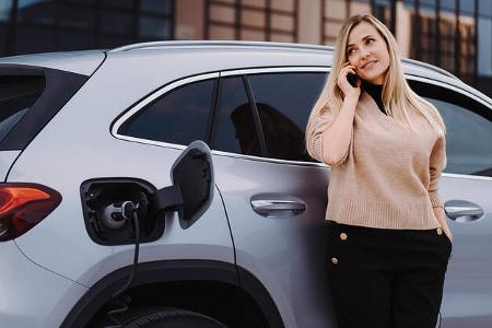 Dienstwagen Firmenwagen Elektroauto laden Mercedes