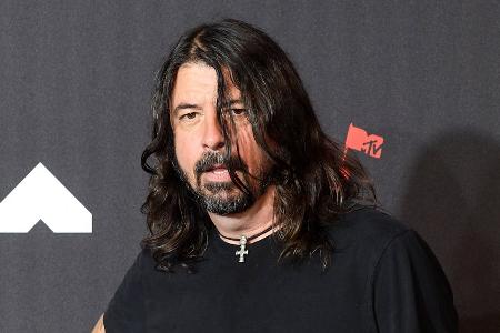 Flammen-Inferno in L.A.: Dave Grohl kocht Chili für die Feuerwehr