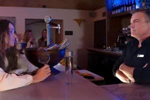 "Let's Dance"-Kultstimme wechselt für "Alles was zählt" vor die Kamera