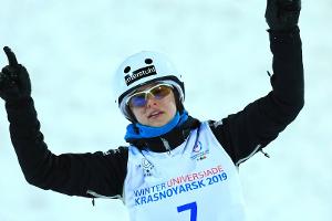 Freestylerin Weiß startet mit Top-Ergebnis