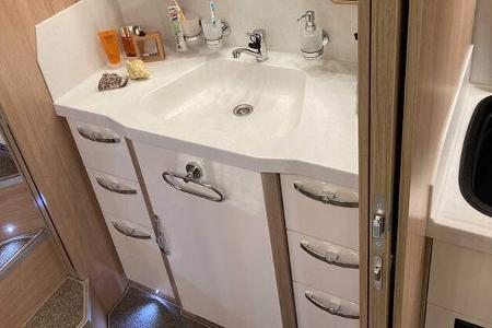 Phoenix TopX Alkoven, Luxuswohnmobil, CMT 2025, Alkoven