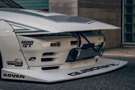 Liberty Walk Nissan Skyline R32 Extrem-Bodykit