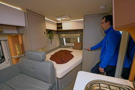 Einstieg, französisches Bett