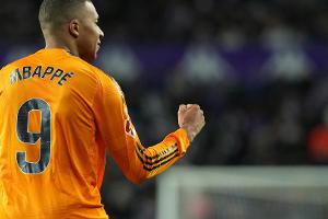 Dreierpack Mbappé: Real baut Tabellenführung aus