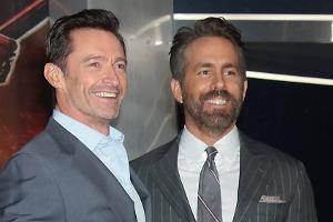 Hugh Jackman startet Konzertreihe mit Auftritt von Ryan Reynolds