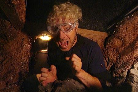 Dschungelcamp: Tragische Familiengeschichten und große Panik