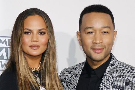 Chrissy Teigen trauert um Familienhündin Penny