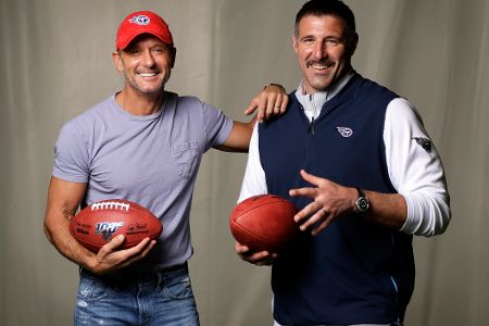 Tim McGraw und Mike Vrabel