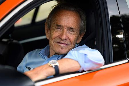 Jacky Ickx Genesis Markenbotschafter