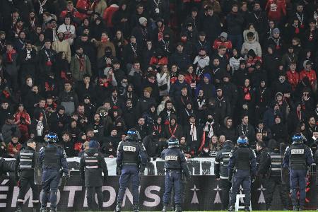 PSG-Hooligans vor Stuttgart-Spiel festgenommen