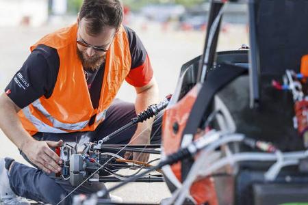 Beschleunigungs-Weltrekord mit E-Auto von Schweizer Studenten
