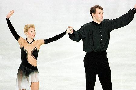 Flugzeugunglück in Washington: Wohl auch Ex-Eiskunstlaufstars an Bord