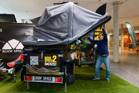 Roof Space 4, Roof Space