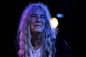 Patti Smith: Zusammenbruch während Auftritt in Brasilien