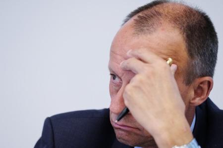 Nachdem CDU-Chef Friedrich Merz am Mittwoch (29. Januar) einen Antrag zum Thema Einwanderung mit den Stimmen der AfD durch den Bundestag zwang, zeigten sich viele Menschen im Land entsetzt. Eine 