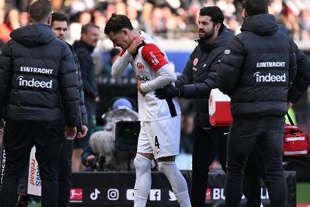 Sorgen um Koch: Offensiv müde Eintracht erneut nur mit Remis