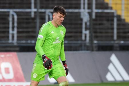 Tom Ritzy Hülsmann - Hülsmann ist seit Sommer in der zweiten österreichischen Liga beim SKN St. Pölten aktiv. Er kam in 14 von 16 Ligaspielen zum Einsatz und spielte dabei achtmal zu Null. In München steht der 20-Jährige noch bis 2026 unter Vertrag.