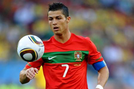 'Die Schiedsrichter sagen, sie schützen die talentierten Spieler. Aber wenn ich spiele, beschützt mich niemand. Andere kann man nicht anrühren, aber mich darf man mit einem Stock schlagen. Ich verstehe das nicht.'