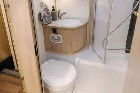 Kabe TM CLASSIC 740 LGB (2025) f