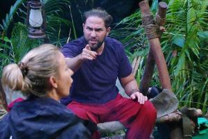 Dschungelcamp: Maurice fliegt nach Mega-Streit am Lagerfeuer