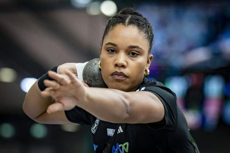 Olympiasiegerin Ogunleye immer besser in Form