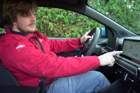 MG 3 Hybrid+ Basis-Ausstattung blau