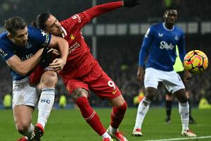 Derby-Drama: Liverpool nur remis gegen Everton - Slot sieht rot