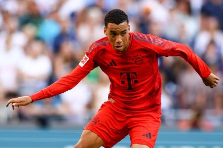 Jamal Musiala (bis 87.) - Note: 3,0 - Spielte die Bälle meist mit wenigen Kontakten in die Tiefe, zog seine Dribblings aber nicht immer mit der letzten Konsequenz an. Brachte deshalb selbst wenig Wucht in Richtung Tor.