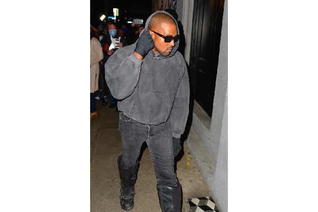 Angesichts dieser Aktionen hat Tourmanager Daniel McCartney die Verbindung zu dem Star abgebrochen - und ihn für sein Verhalten gerügt. In seiner Instagram Story schrieb er: 