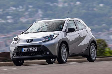 Toyota Aygo X 1.0 VVT-i Explore 