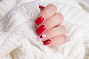 Maniküre-Ideen: Romantische Nägel für den Valentinstag