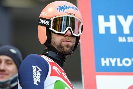 DSV-Adler stürzen erneut ab - Kobayashi mit Heimsieg