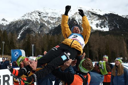 Nach Gold: Preuß darf Trainer Röiseland die Haare schneiden