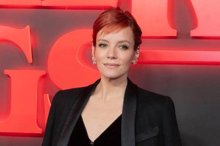 Lily Allen will sich Tattoo für Widerstandskraft stechen lassen