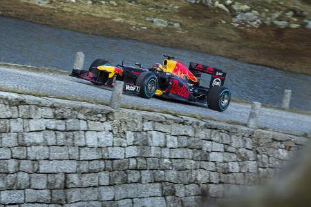Sebastien Buemi - Red Bull - Showrun - Gotthard-Pass - RB8 - 2017