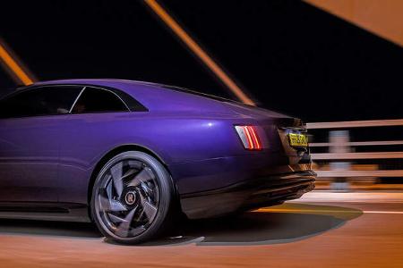 Rolls-Royce Black Badge Spectre