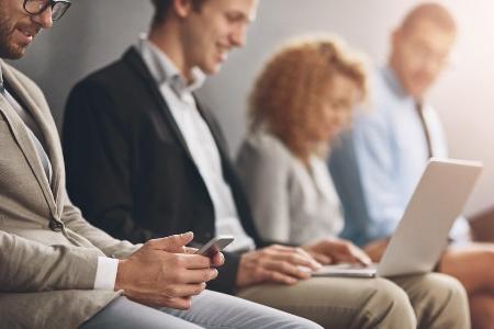 KI im Alltag sicher nutzen? Das rät das BSI