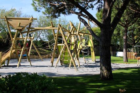 Camping Village Dei Fiori - Spielplatz
