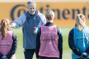 DFB-Frauen starten ins EM-Jahr: "Unsere Mannschaft finden"