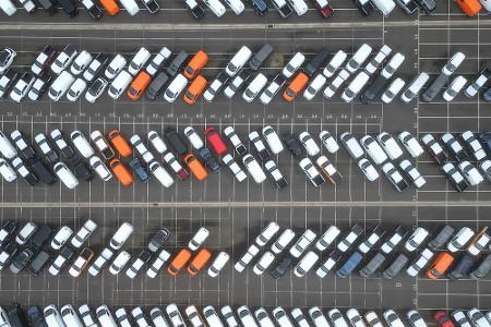 Neuzulassungen: Viele deutsche Autobauer starten schwach ins Jahr