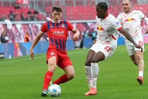 Früher Doppelschlag: Leipzig stolpert gegen Heidenheim