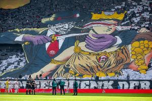 "Skandal": NRW-Innenminister Reul kritisiert Derby-Choreo