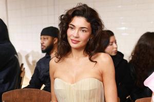 Kylie Jenner gedenkt ihres verstorbenen Hairstylisten